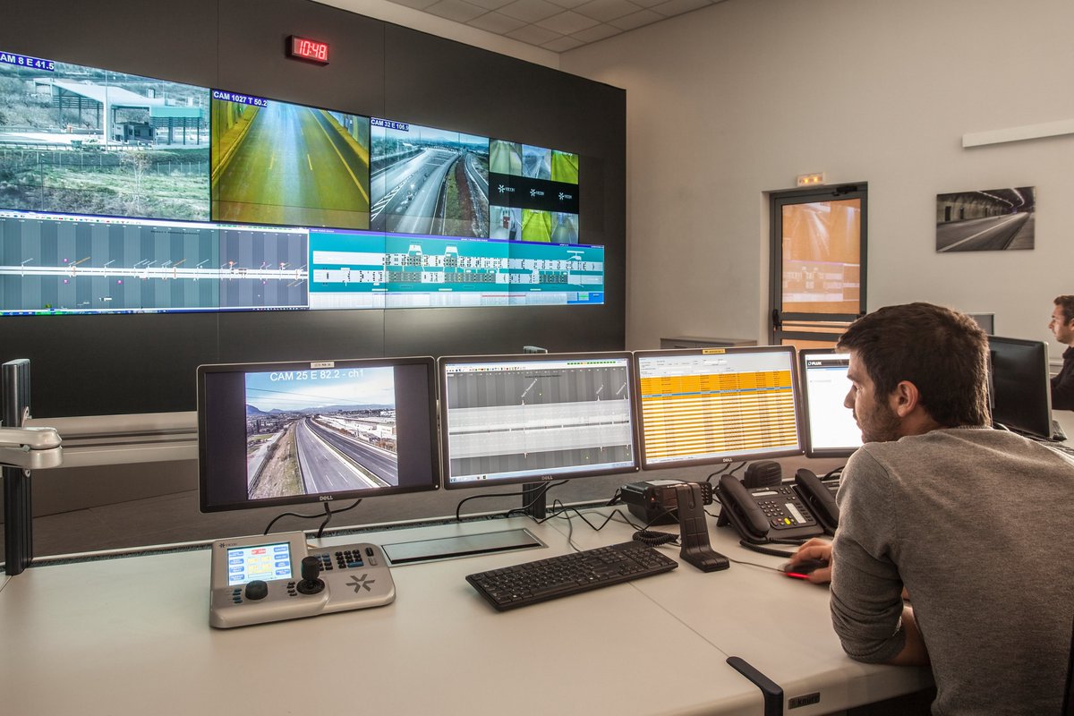 Πίσω από κάθε ασφαλές ταξίδι, 🛣️ υπάρχει μια ομάδα ανθρώπων 🦸 που φροντίζει.
Με αφορμή την Εθνική Εβδομάδα Εξυπηρέτησης Πελατών, λέμε ένα μεγάλο ευχαριστώ στους ανθρώπους μας που είναι στην «πρώτη γραμμή».
#Olympiaodos #Roadsafety #ΕΙΕΠ #csweek #csweek25 #togetherwecelebrate