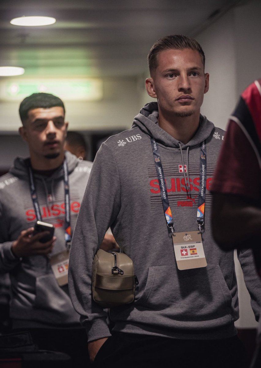 Outsider Niçois tweet media