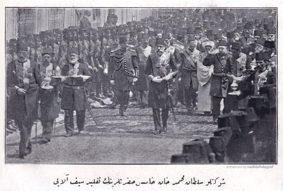 Meşrutiyet Sonrası Reşad'ın Kılıç Kuşanma Alayı