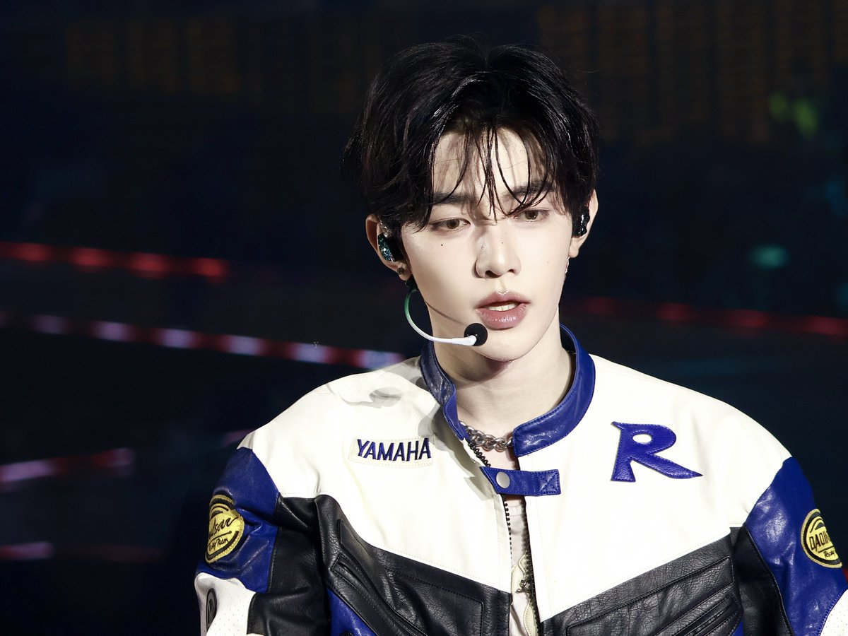 251004

#장하오 #ZHANGHAO #章昊
#ZB1    #ZEROBASEONE     #제로베이스원