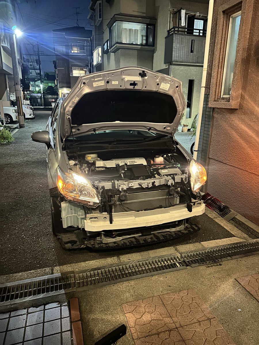 lowcus_jp's tweet photo. 高速走ってたらフェンダーライナー飛んで行った🥲
そしてやっとサイドマーカーソケット届いた https://t.co/NkmAGOZonN
