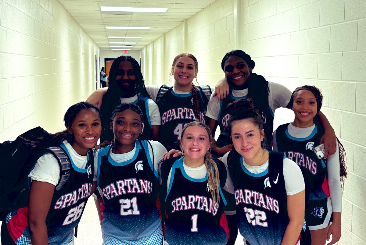 BrookeautumnR's tweet photo. Spartans closed out the fall season with a bang! 💥🔥 The shootouts and fall league showed our growth, spirit, and teamwork 💪🏀 Just a few weeks till the official season tips off— we’re ready! 🏆💙 #SpartanTough #FocusFightFinish https://t.co/t5Th6cjv1N