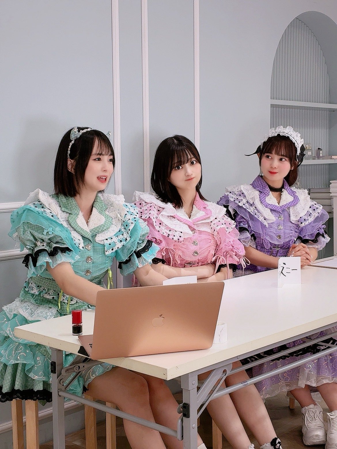ババババンビ 初期メンバー 直筆サイン入り platinumFlash ババババンビ 5周年ワンマンライブ🪩 ライブ写真たくさんです