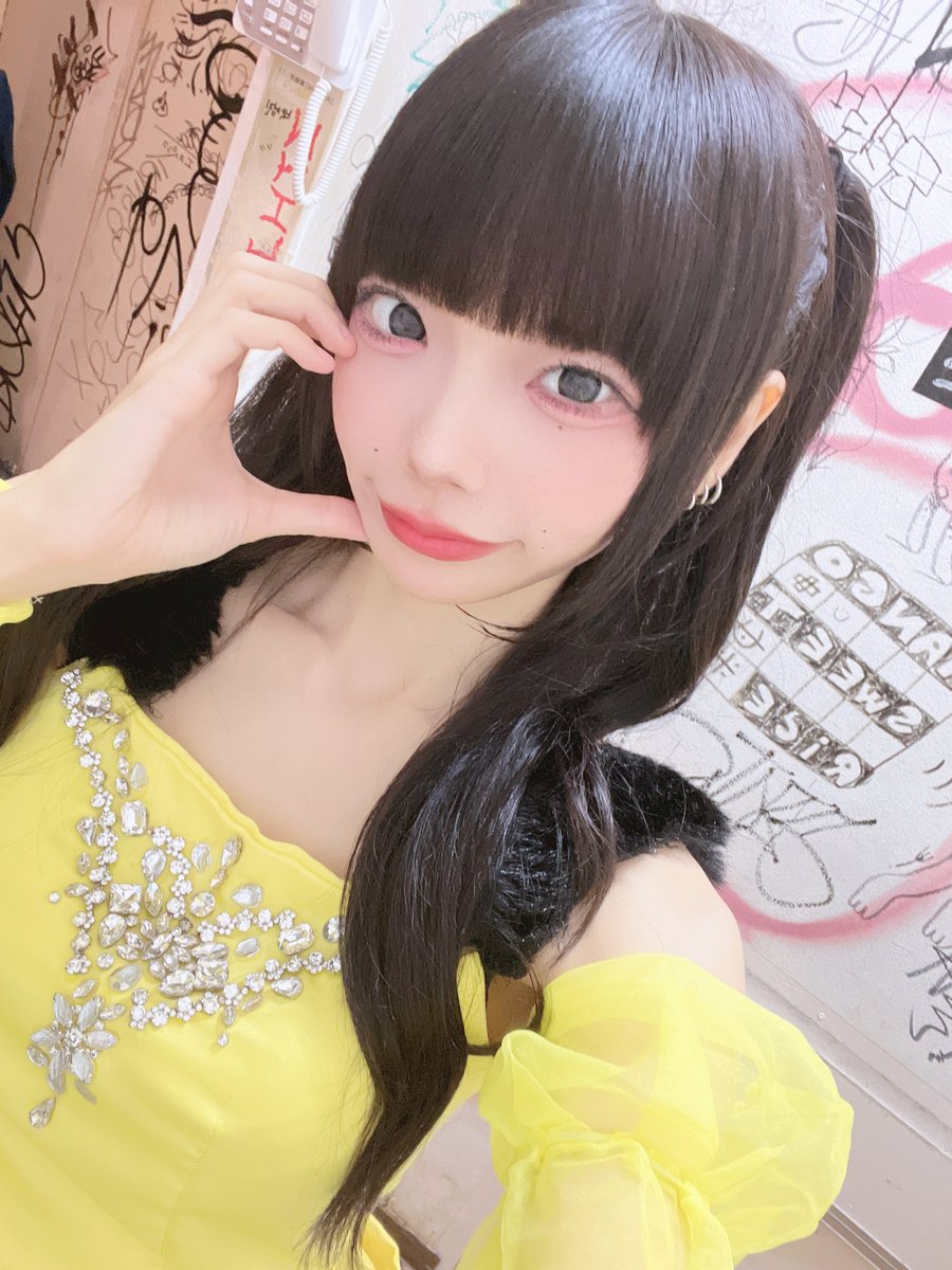 YW89_8's tweet image. 急遽ではありますが！
10月12日(日)の18時〜23時 コンカフェSWINGさん( @anison_swingv )にゲスト出勤させていただきます！
お誕生月なのでやってみたかったことやりたい、沢山会いたい、あと個人的にSNSで見てた女の子がいるお店ということでお世話になります🙏！
遊びに来てくれたら嬉しいです♡
