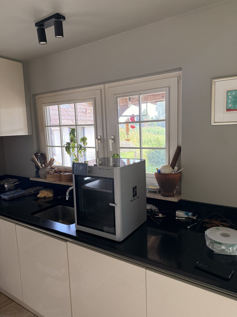 A modest kitchen appliance
