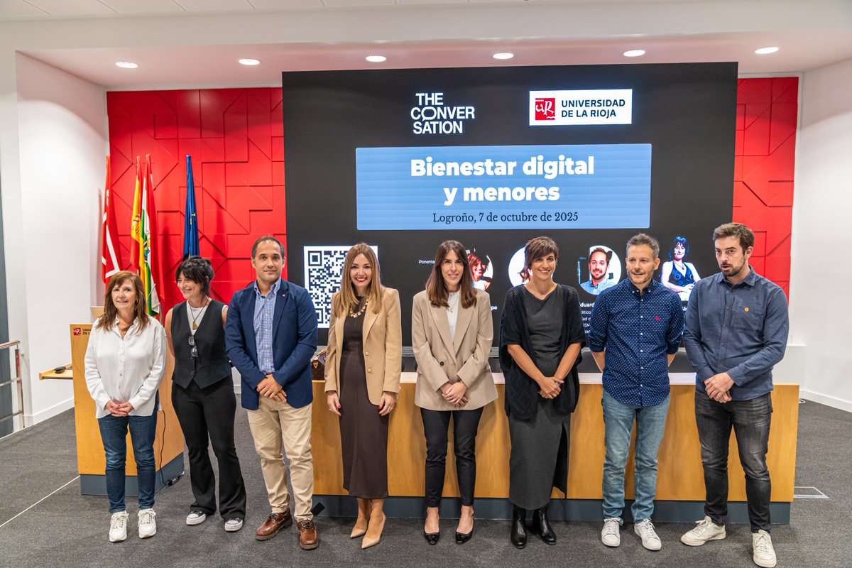 📢| Este martes <a href="/Conversation_E/">The Conversation ES</a> ha celebrado en la UR una sesión del ciclo 'Bienestar digital y menores' en el que han charlado ▶️Eduardo Fonseca Pedrero <a href="/FonsecaPedrero/">Eduardo Fonseca-Pedrero</a> ▶️Delia Rodríguez <a href="/derechoadelia/">Delia Rodríguez ⚖</a> y ▶️Tatiana Íñiguez <a href="/TatiIniguez/">Tatiana Íñiguez</a> bajo la moderación de la periodistas Lorena