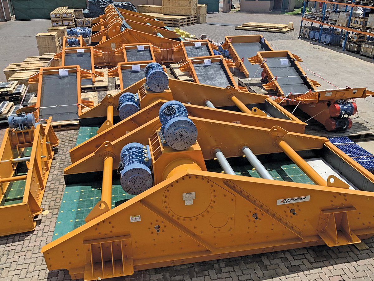MiningReview's tweet image. #MRAIssue5 | #Vibramech is Southern Africa’s top supplier of vibratory equipment for mineral processing—offering custom design, quality manufacturing &amp;amp; expert support across multiple commodities.

miningreview.com/news/vibramech…

#MineralsProcessing #VibratoryEquipment