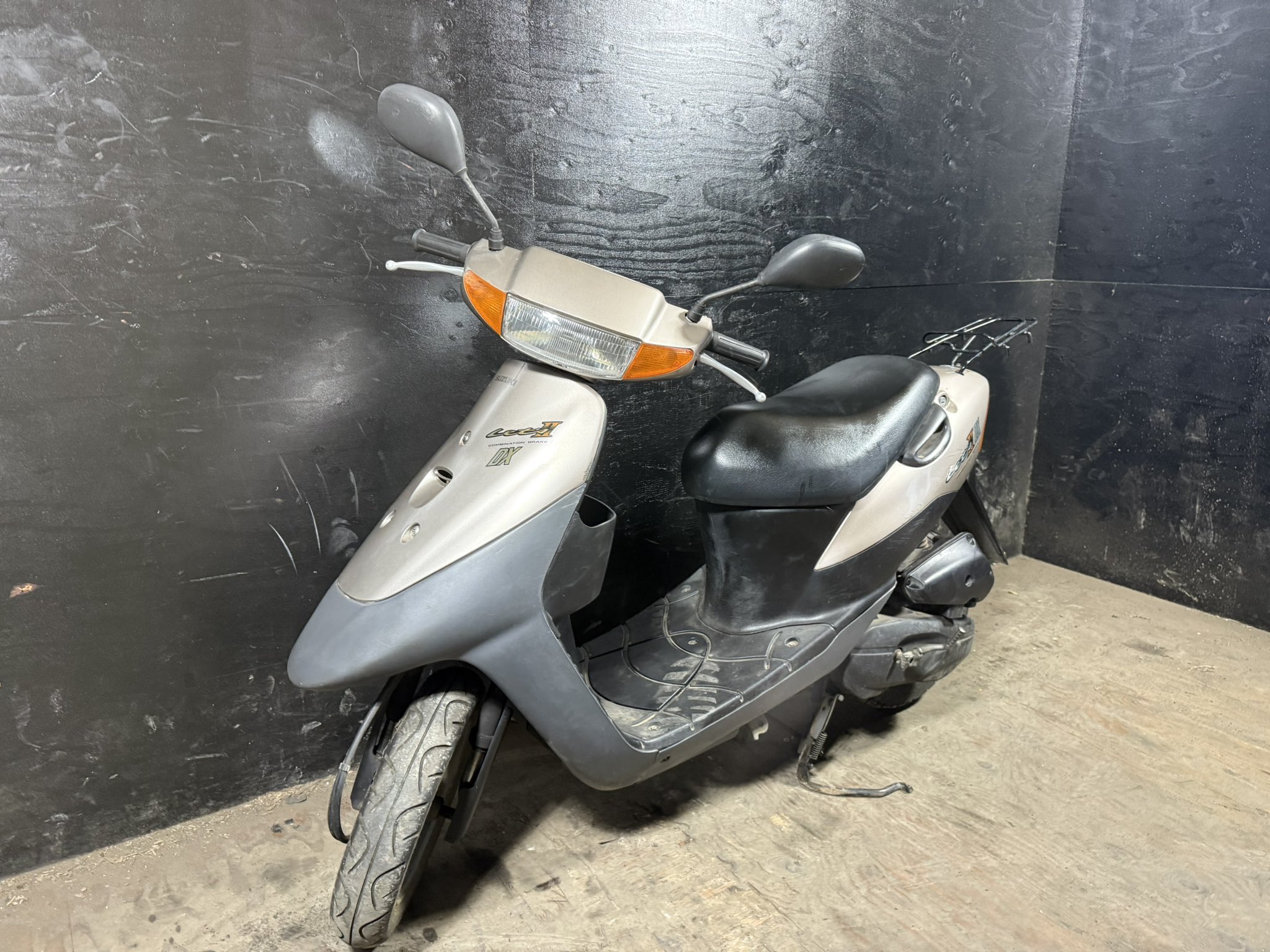 格安！　大阪府　スズキレッツ2 早めに購入してくれる方お値段お下げします！ 格安！ 大阪府 スズキレッツ2 早めに購入してくれる方お値段お下げ