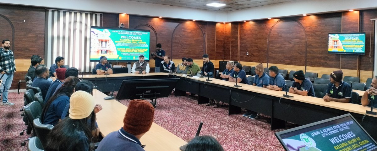 JKEDI4U's tweet photo. #JKEDI Hosts Exposure Visit for Faculty and Students of Kallinga Group of Institutions(#KGI), Jajpur, Odisha at Main Campus, Pampore – Empowering Future Leaders.

@OfficeOfLGJandK @CM_JnK @OfficeofDYCMJK @DullooAtal @mandeep082 @DoIC_JK @diprjk @GreaterKashmir @DailyExcelsior1 https://t.co/BLdEJyRH6W