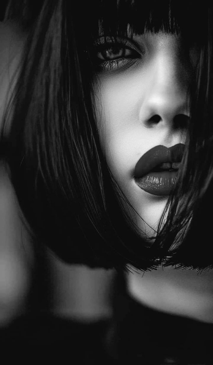 loveforrealstar's tweet photo. he was the boy
plotting
manipulation
he was an expert
at playing games
with girls' hearts
so he thought
she was the girl
performing
relationship
autopsies
she'd remove
his heart
spill his blood
without remorse
#orjay
#amwriting https://t.co/MFSPy9ydYE