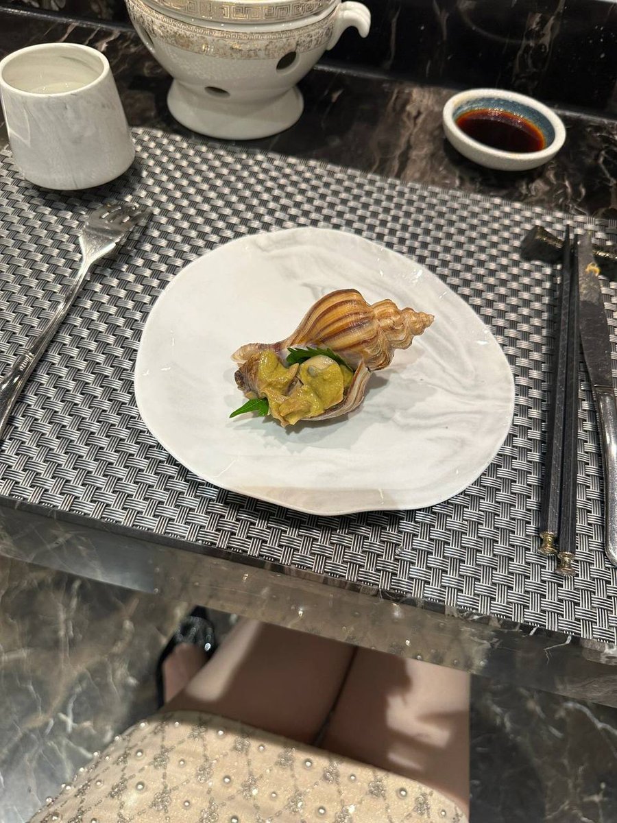 miguelgamesfor1's tweet photo. Lunch date with myself 🍽️✨ https://t.co/n7GWO6bBGt