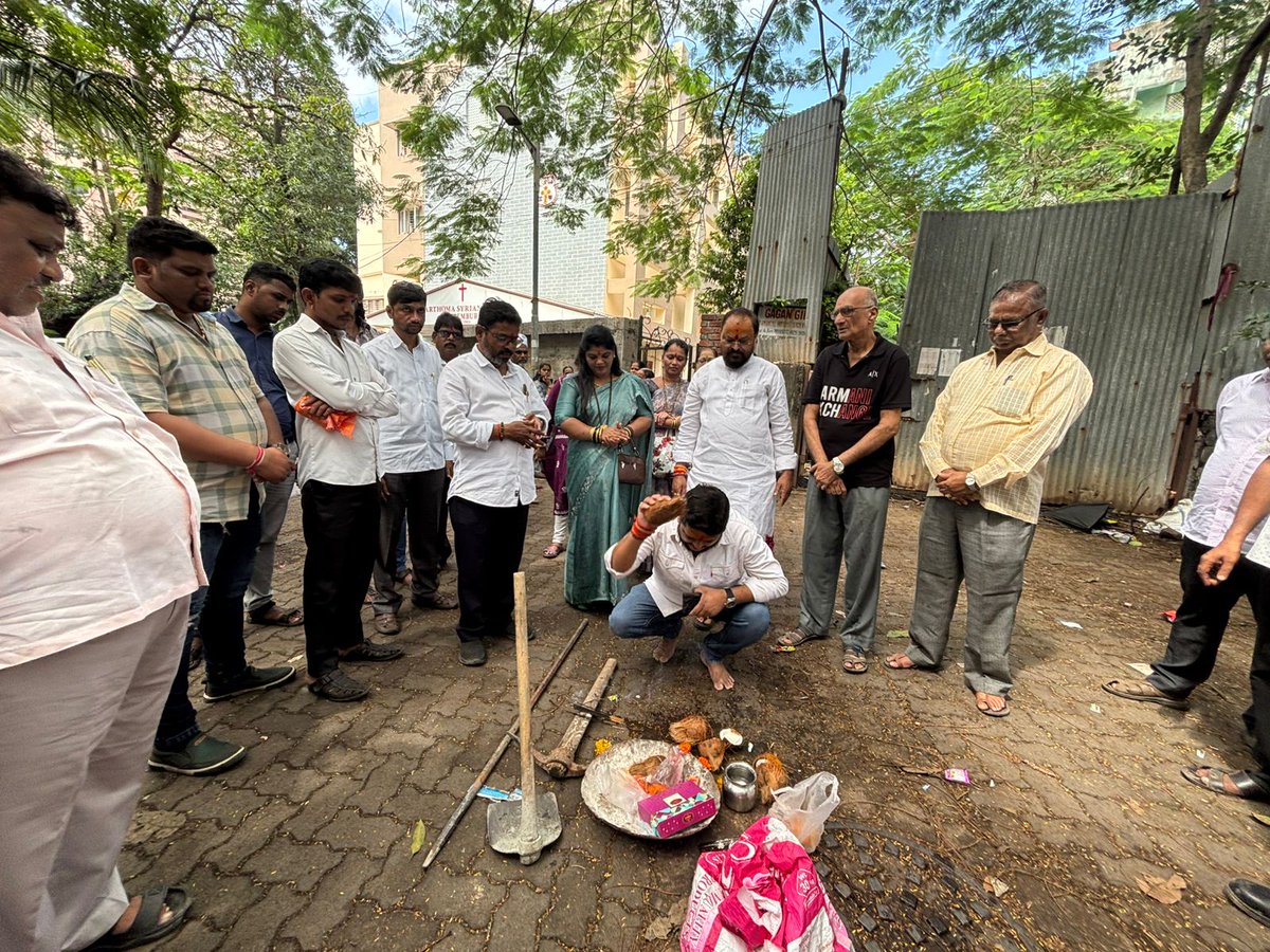 TukaramKate's tweet image. चेंबूरमधील रस्त्यांचे उद्घाटन माझ्या प्रयत्नांनी व बीएमसीच्या सहकार्याने झाले. शिवसेना पदाधिकारी, कार्यकर्ते व नागरिक उपस्थित होते व त्यांनी आभार व्यक्त केले.

#tukaramkate #ChemburDevelopment #BetterRoadsBetterLife #UrbanProgress #InfrastructureGrowth #SmartCityMumbai