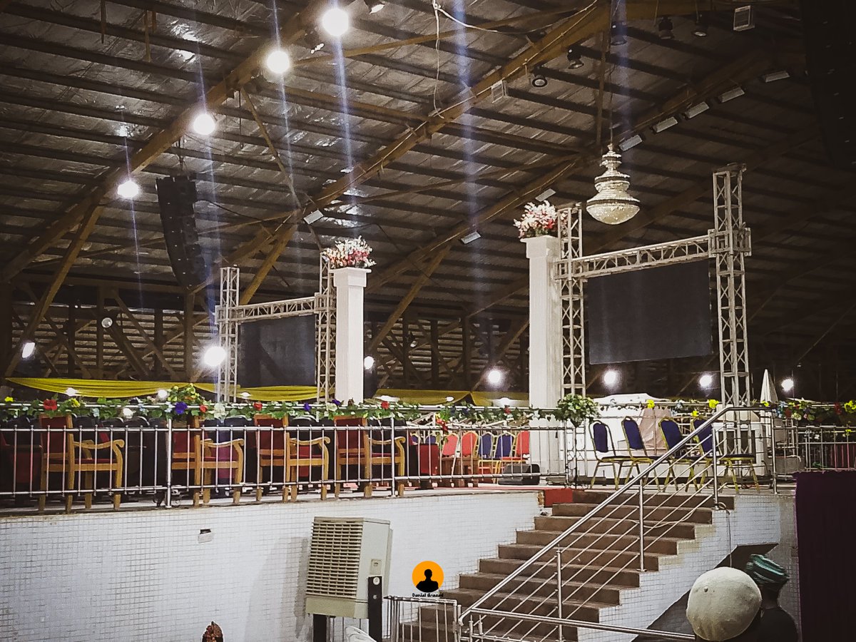 danielgraced28's tweet photo. IYC 2025 - GATE PROTECTORS @rccgyayaglobal
Back Side-view of the RCCG Old Auditorium Altar
#rccg #yaya #rccgyaya #rccgyayaglobal #iyc2025 #gateprotectors https://t.co/VLNTaZ0IAv