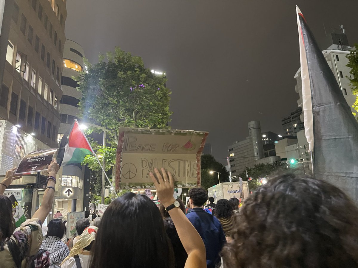 2年目もあるなんて思ってなかった
虐殺をやめろ
イスラエルに経済制裁を
FREE PALESTINE