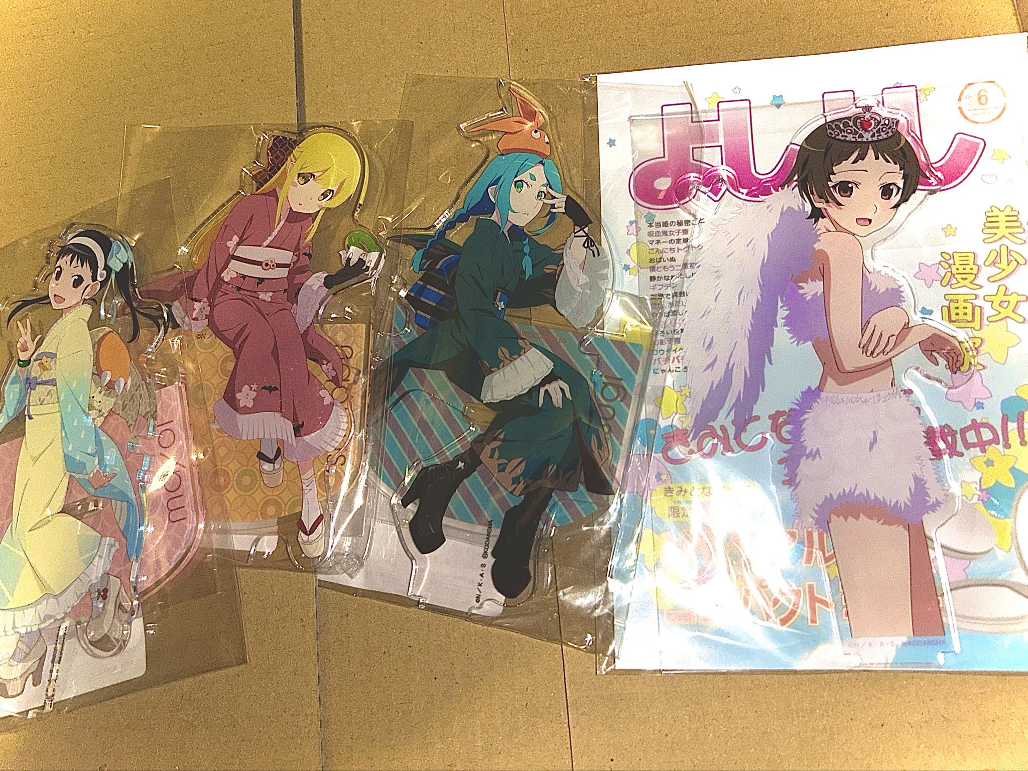 アクリル絵「こてんこもり」