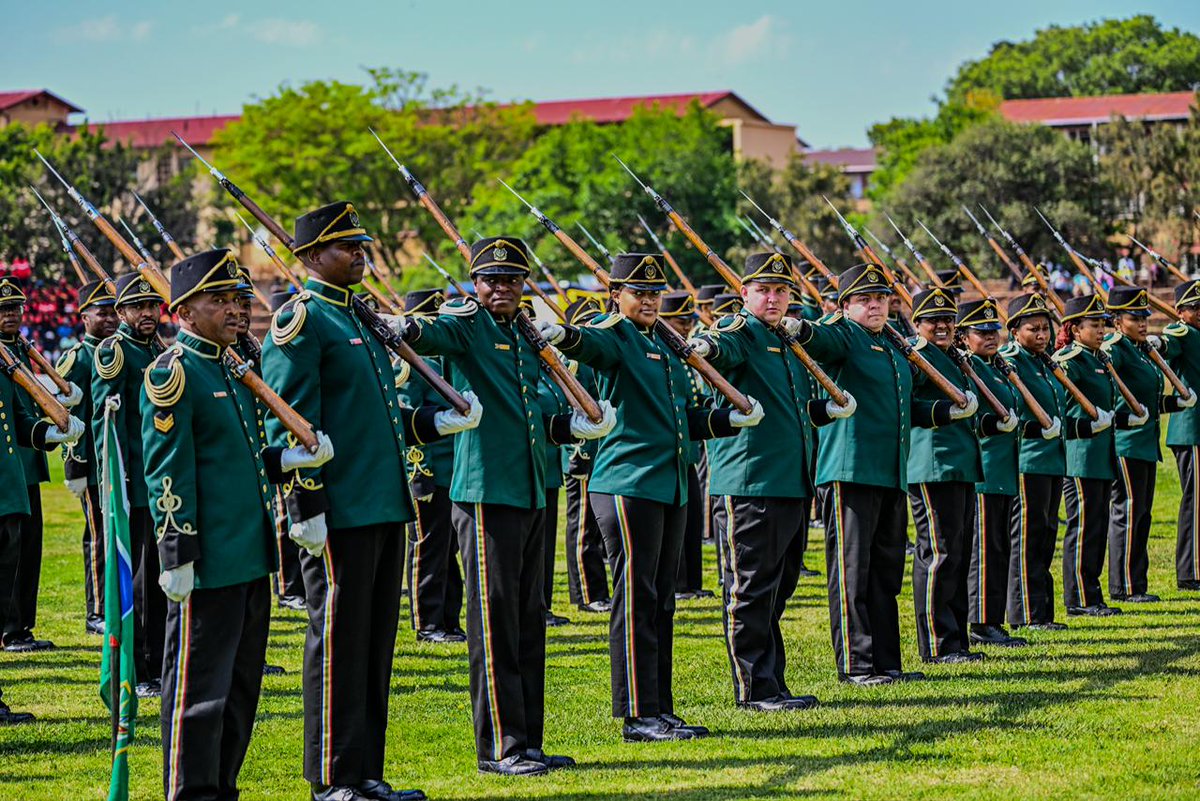SANDF_ZA's tweet photo. READ || Part 01 || Chief of the SA National Defence Force Opens the 10th Annual Prestige Week Celebrating Unity and Discipline. Thaba Tshwane, Pretoria – 6 October 2025.
https://t.co/VXVuOQTwbv
#SANDF
#SANDFPrestigeWeek2025
#SAMilitarySports https://t.co/21QQcv2F4L