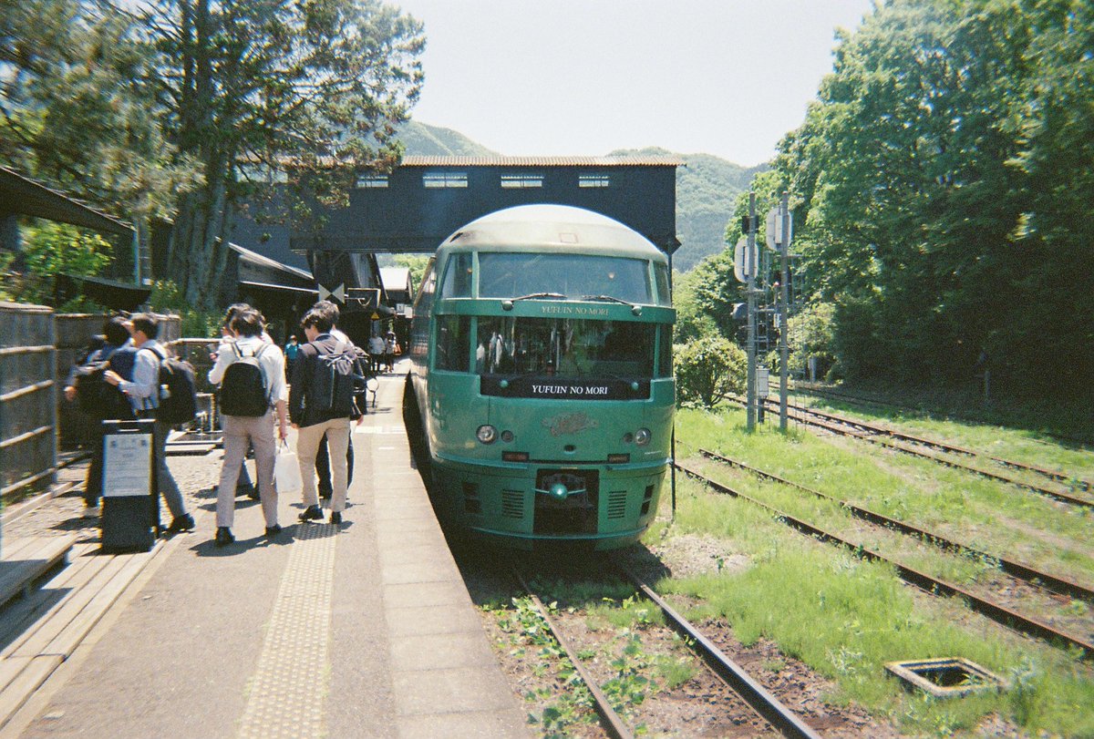aogamidotcom's tweet photo. 2024年5月 由布院
いつか乗ってみたいゆふいんの森号
#filmphotography #filmphoto #フィルムカメラ #フィルム写真 #kodakm38 #aogamipic https://t.co/MBSQXwmo7g