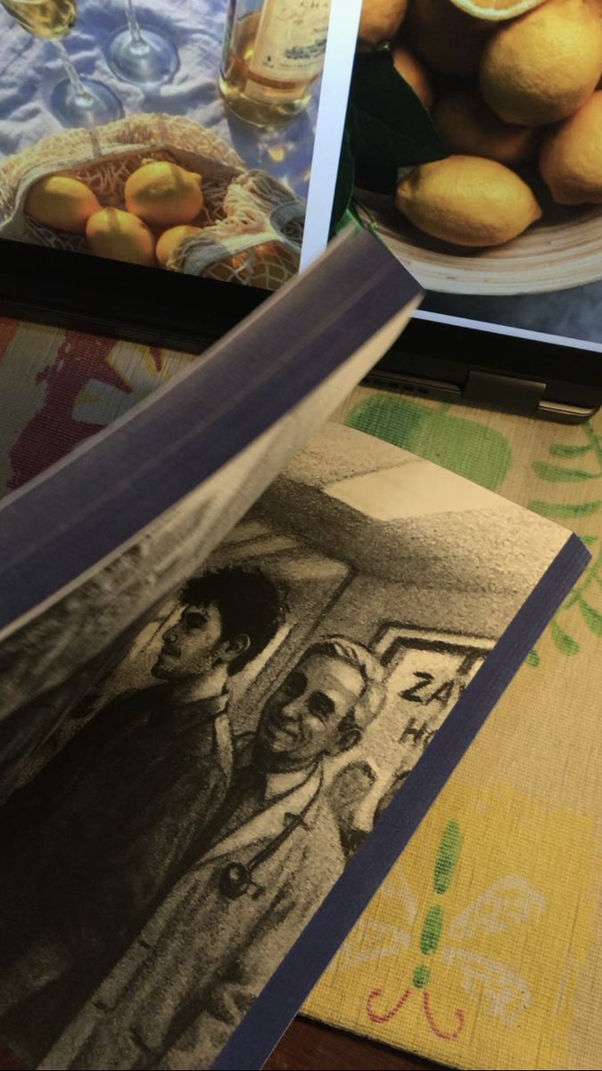 edlynkn's tweet image. i’m not lying when i say this book is so beautiful😖💛