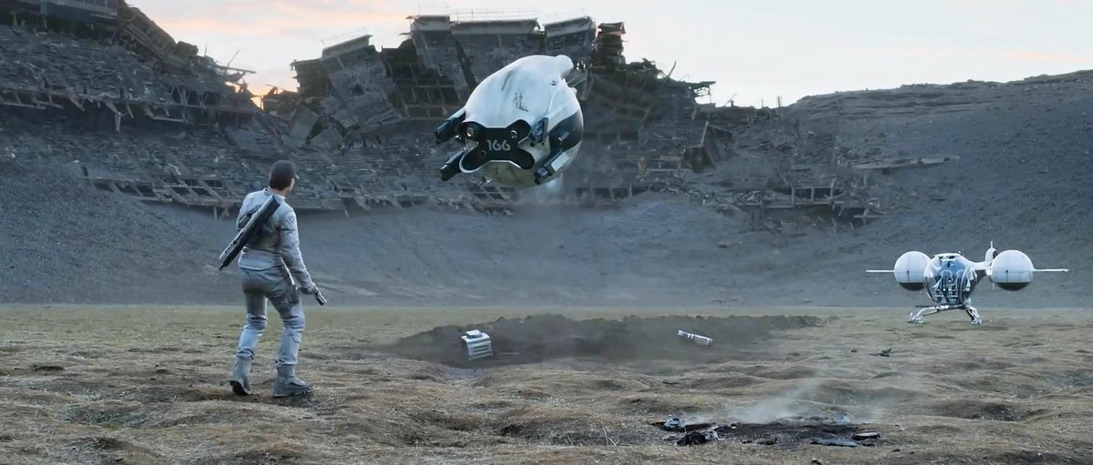 yu04_movie's tweet photo. 『オブリビオン』(2013)

『トップガン：マーヴェリック』や『F1』で知られるジョセフ・コシンスキー監督が初期に撮ったSF映画🛸

元々好きだった一本で久々に再鑑賞したんだけど、今観てもちゃんと面白かった。独自の世界観を見事に構築した上で、この2時間だけで潔く完結させてる点も好き。 https://t.co/rN9zMf3Bl3