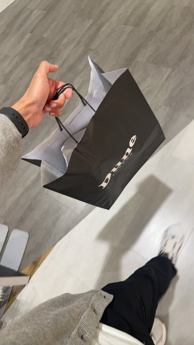 rr2e's tweet image. 1 year ago | 🇬🇧