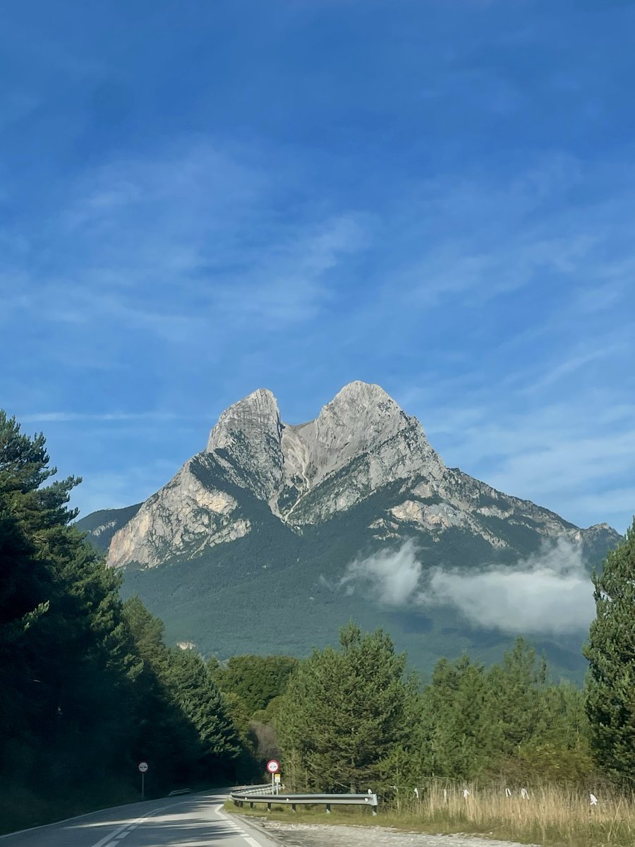ddgarciaf's tweet photo. Pedraforca (2506m) 14-09-2025 https://t.co/fhZTkBjloH