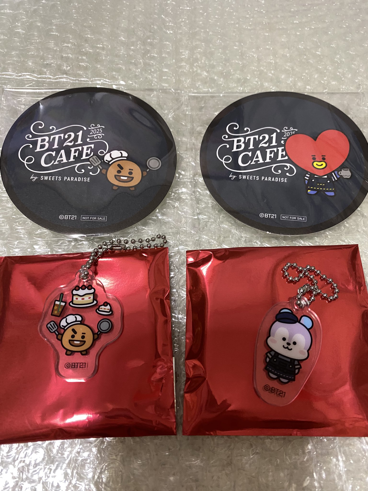 ACCA13区監察課　スイーツパラダイス　ニーノ　アクリルキーホルダー ACCA13区監察課 スイーツパラダイス ニーノ アクリル