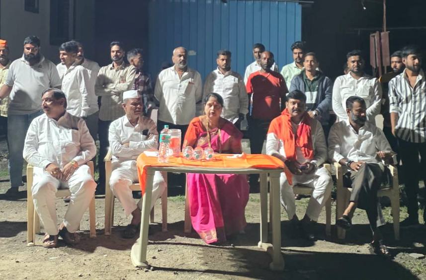 meGaneshKawade's tweet image. 📍आदर्श गाव खानापूर
कोजागिरी पौर्णिमा निमित्त आयोजित सांस्कृतिक कार्यक्रम रास दांडिया व लकी ड्रॉ या कार्यक्रमास उपस्थित राहून सर्व माता-भगिनींना कोजागिरी पौर्णिमेच्या शुभेच्छा दिल्या.
#khanaapur #kojagiripournima #culturalprogram #dandiya #luckydraw #bjpleaders #communityevent