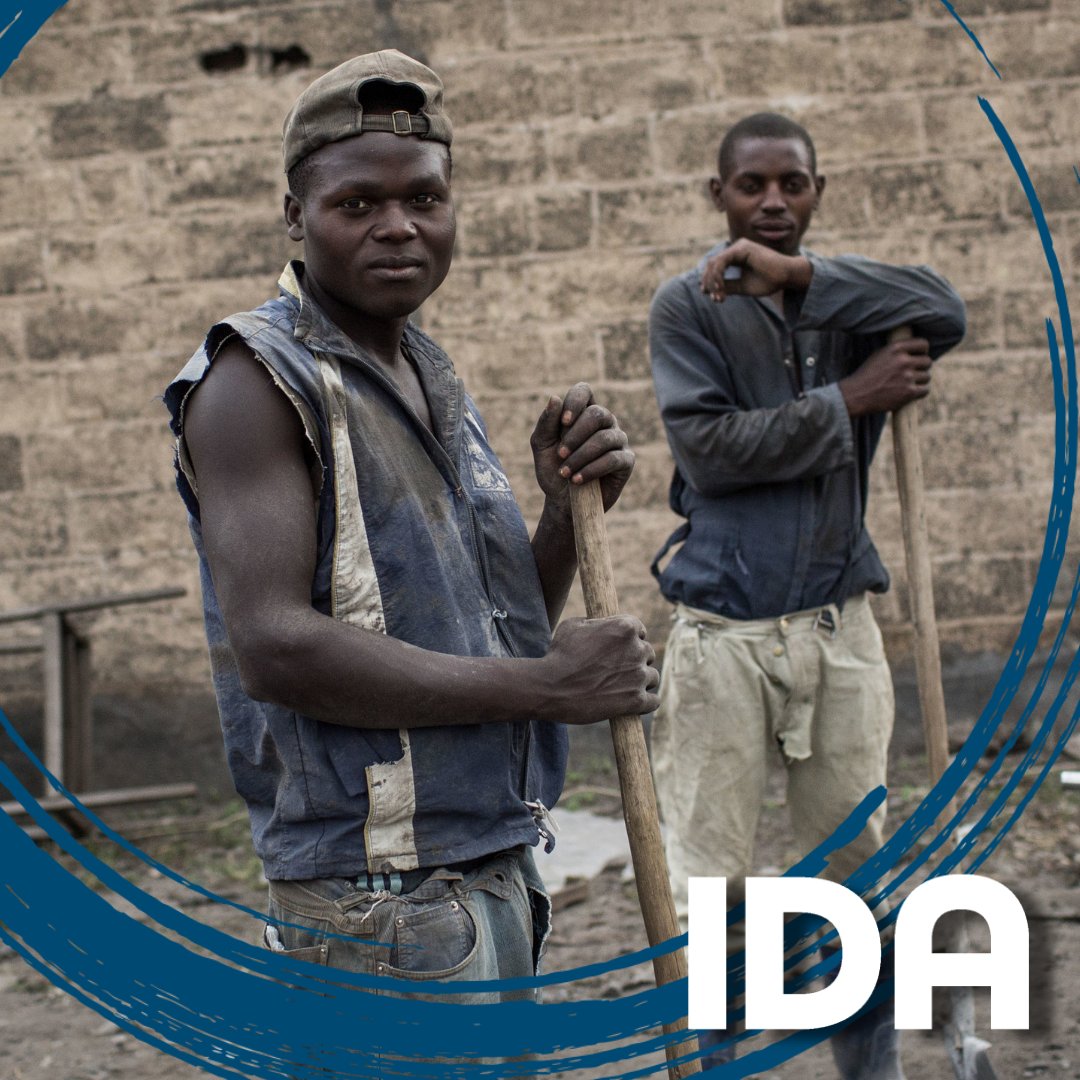 In places where risk is high and opportunity is scarce, the <a href="/WBG_IDA/">IDA - World Bank</a> PSW, <a href="/IFC_org/">IFC</a>, and <a href="/MIGA/">MIGA</a> are building the foundations needed to:
✔ sustain jobs
✔ boost resilience
✔ spark economic growth

Stories from Liberia, Mozambique, and more:
wrld.bg/nrZf50X2iU1
#IDAworks