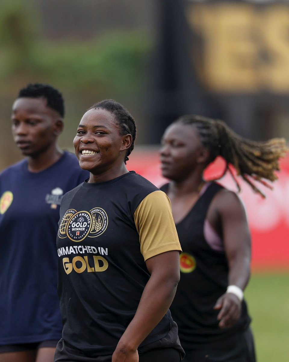 Thunderbirdsrug's tweet image. It’s all smiles and giggles as the @LadyCranesRugby gear up in training ahead of the #Safari7s this weekend. 🤩

#ThunderbirdsAttitude
#SupportRugbyCranes7s
#UgandaRugby