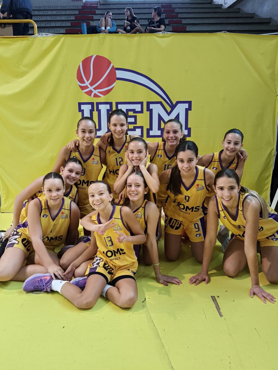 uemataro's tweet photo. 🟡💜 La #BaseGroga torna a l’acció!
😁 @impulso_energia ens porta les millors 📸 de la jornada! No podem estar més contents de veure competint i gaudint de nou als nostres jugadors i jugadores!
🙌🏻 Aquest cap de setmana tots els nostres equips han començat les seves respectives lligues! Quines ganes de veure la nostra Base en acció!
💪🏻 Cap de setmana ple de partits, somriures i molta energia groga!
#somgrocs💛💜 #BaseGroga