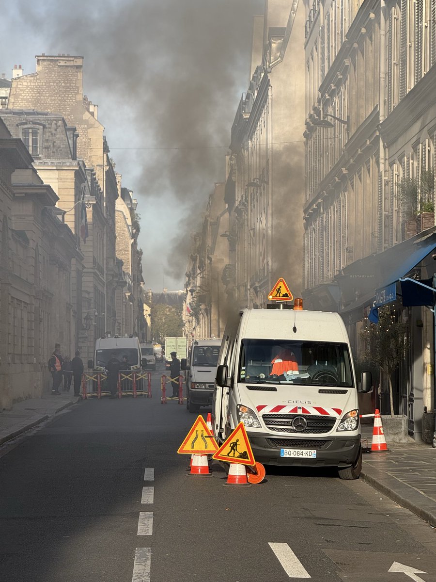 Augustin de Romanet tweet media