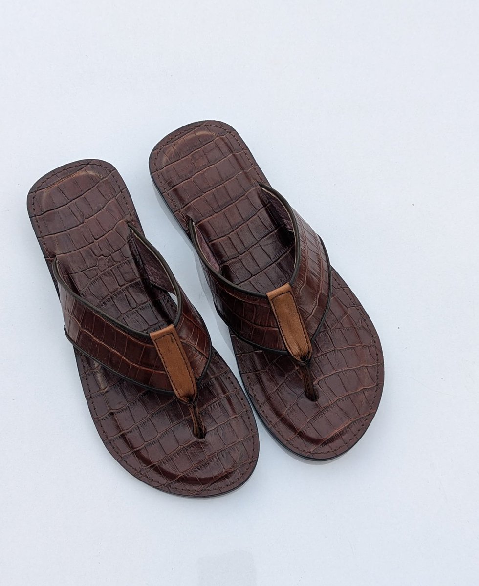 4tneys's tweet image. Leather Brown Tuesday 
Frame 2: 40,000
Others:   50,000

#letsgotogether #Tuesday #trending