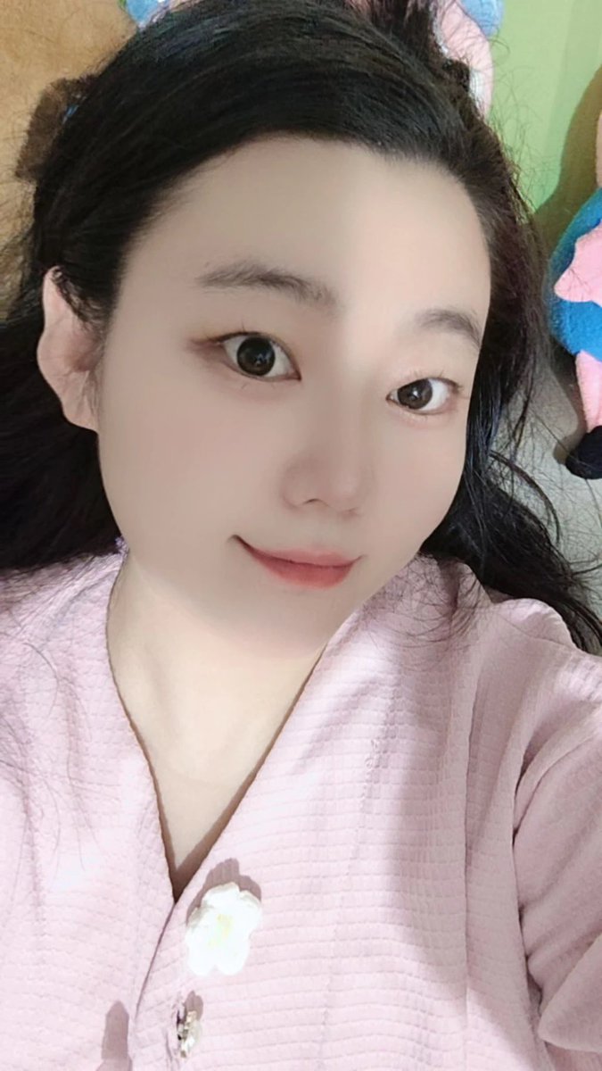 LyLyyinqi's tweet photo. 也是聊上骚了 https://t.co/AHasq65NaF