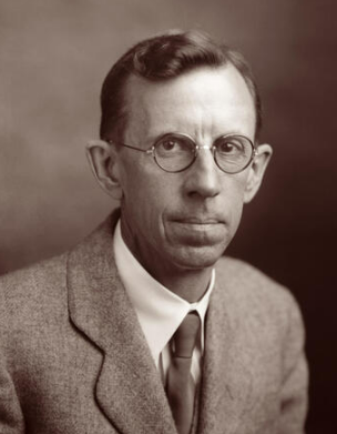 REducativo's tweet image. #TalDíaComoHoy nacía Lester Germer.
Junto con Clinton Davisson, demostró la naturaleza ondulatoria del #electrón.
Fue un hito en la Física y contribuyó al desarrollo del microscopio electrónico.
También investigó en otras áreas, ¡descúbrelas! 👇
rinconeducativo.org/es/efemerides/…