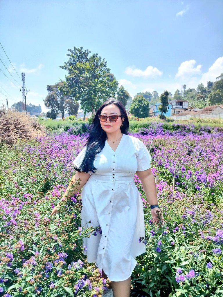 lovelzzz tweet media