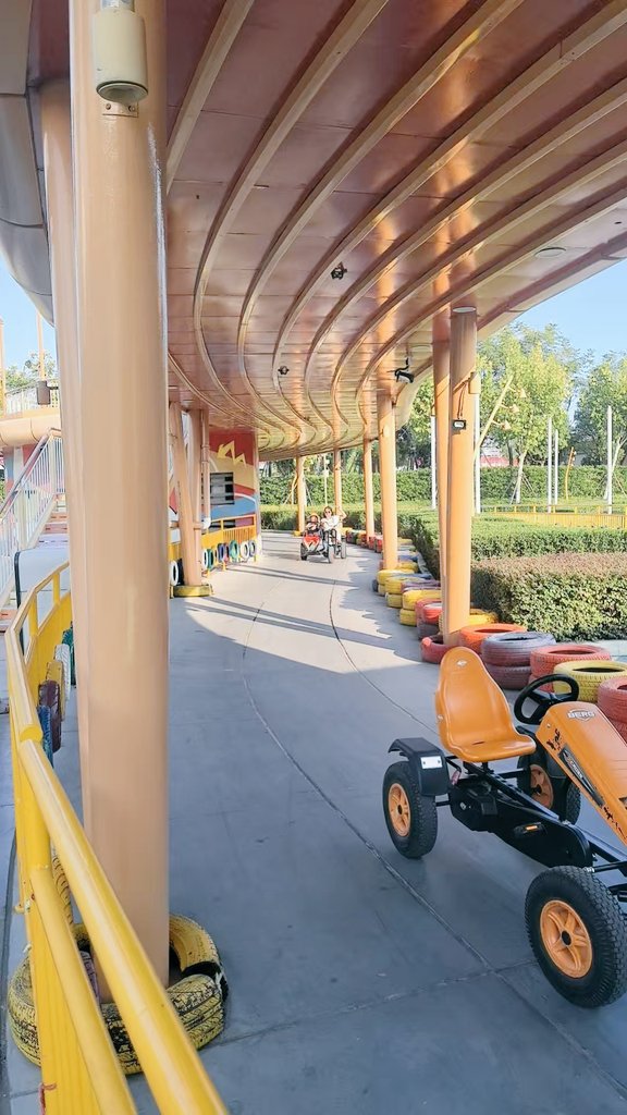 家有大奶妻 tweet media