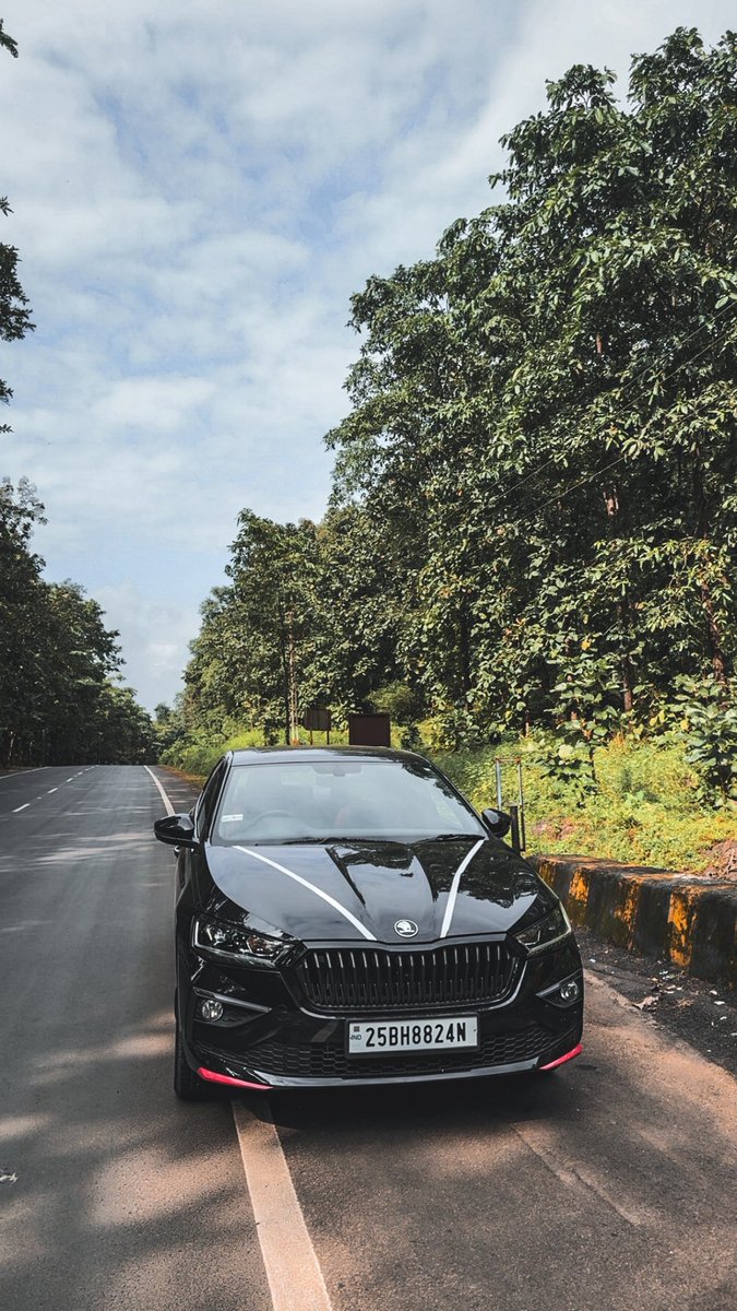 dikshant0711's tweet photo. Skoda Slavia Monte Carlo https://t.co/9aTLJrojr0