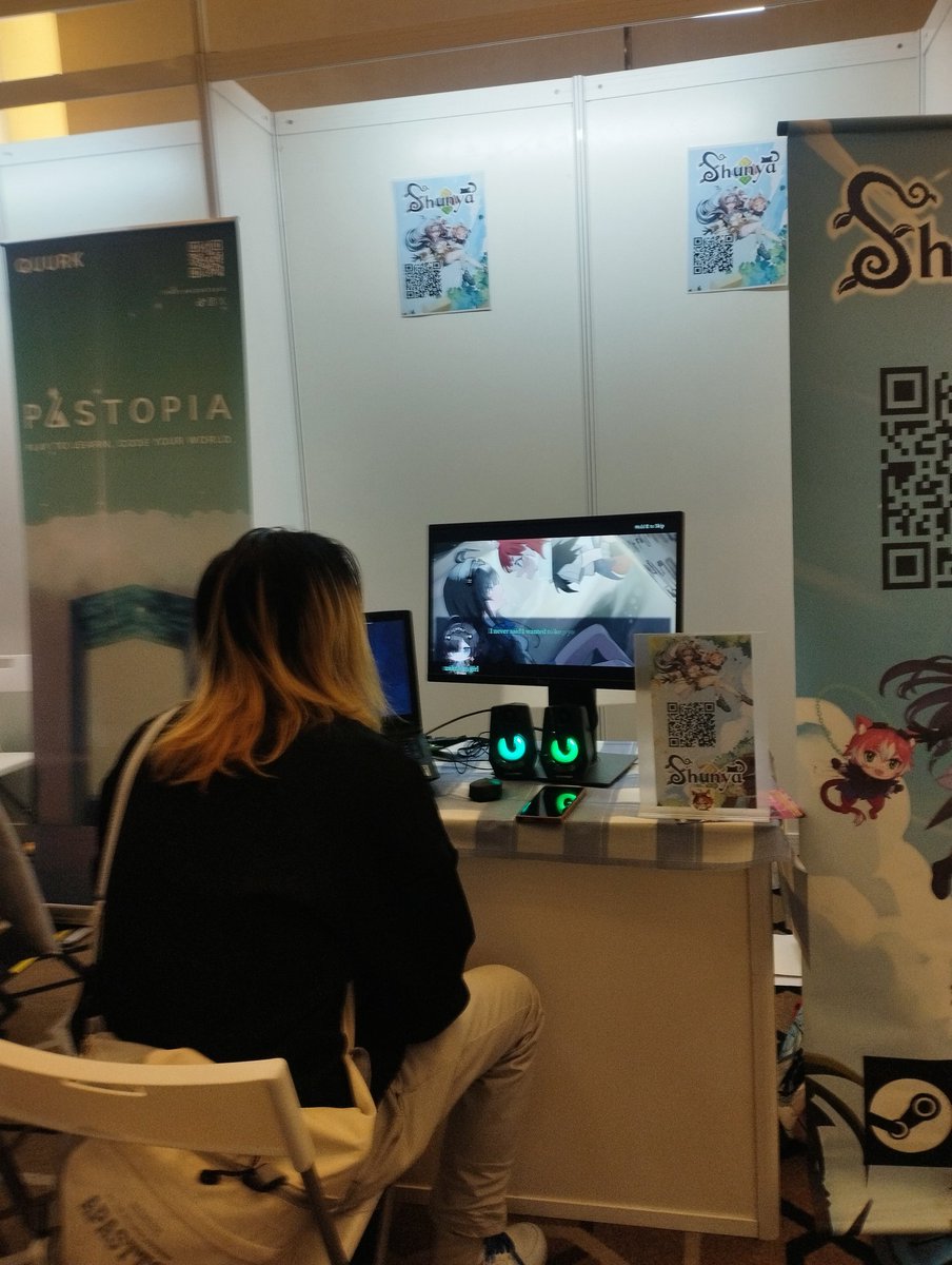 MorleafStudio's tweet photo. We’re live at Level Up KL 2025! 🎮✨
Visit Morleaf Studio’s booth at CCEC, Bangsar South and try our new pixel adventure “SHUNYA” 🐾💫
#LevelUpKL #MDEC #indiegames https://t.co/TISLzGlw7e