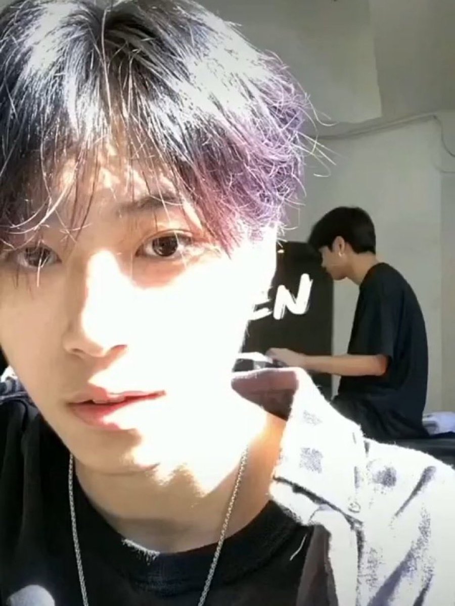 goyummyboy's tweet photo. 아잠만이것도좋음..
오래사귄여친한테보내줄것같은사진 https://t.co/2Wz7vOcBub