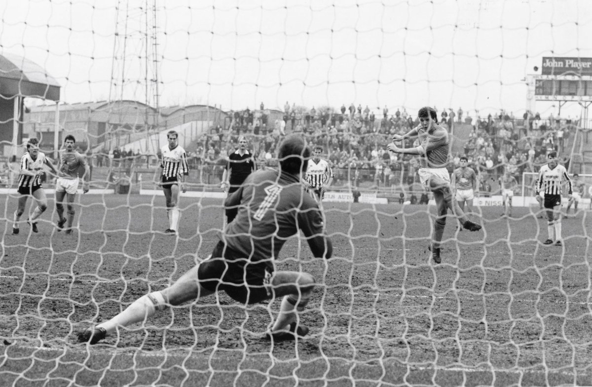 BFC_ExPlayers's tweet photo. Happy 61st Birthday today to former Pool striker & top fella .... Paul Stewart @PStewy103
Hope you have a great day Paul !
ππππ»β½οΈπ₯
π
#Stewy
#TopMan
#DedicatingHisLifeToSafeguarding https://t.co/HEJISkBNkN