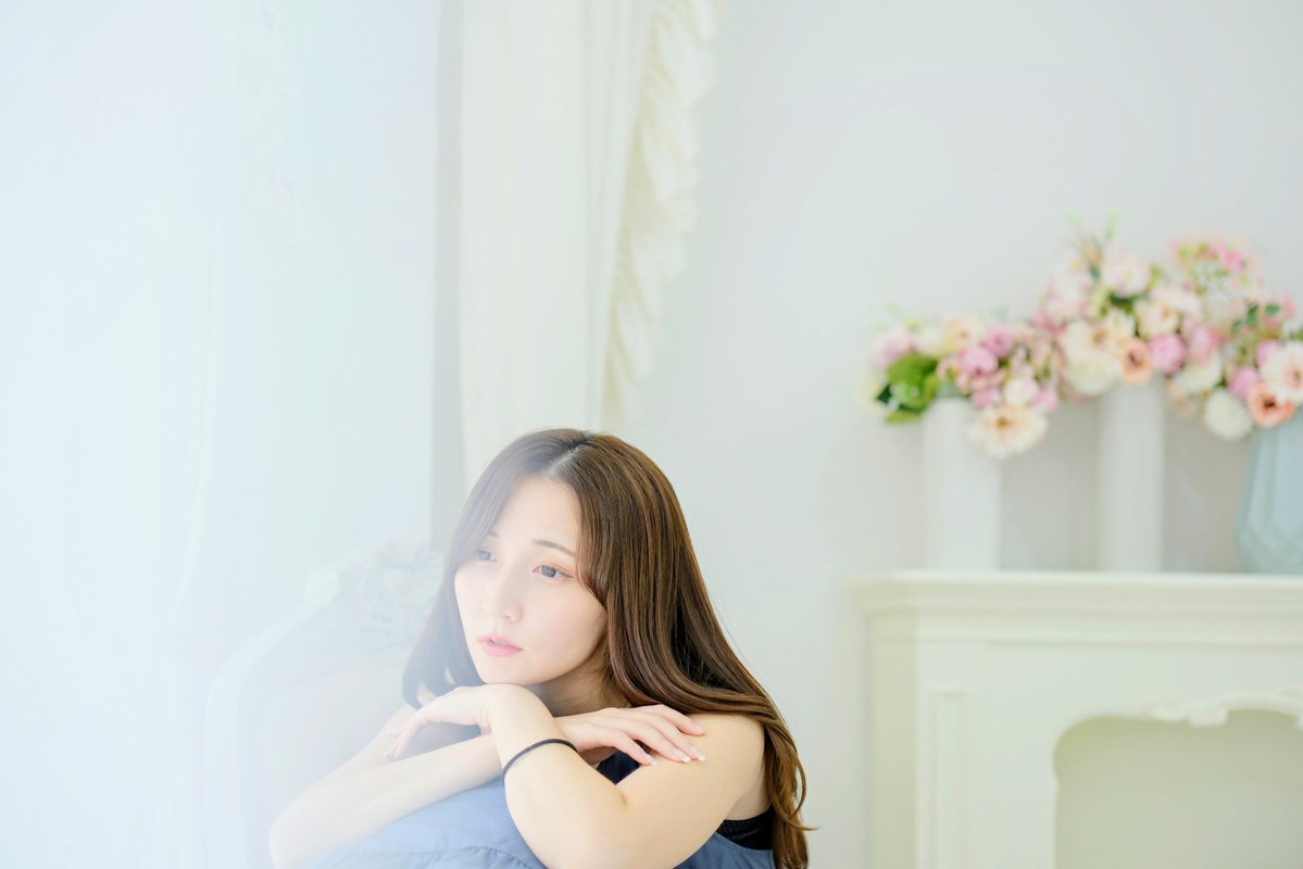 kawacolle2017's tweet photo. ［2026 撮影会☆合同写真展 Vol.4 / 白羽ふうな Photo exibition 予約開始のお知らせ］

📍予約開始日：2025/10/15(水) 21:00〜

◇予約ページ（カワコレHPへ遷移いたします）
https://t.co/xW0f1VP1xG

📍展示エリアに関しまして
◇撮影会☆合同写真展 Vol.4：201,202,ArtCornerの各エリア
・一般募集：1番〜27番の27ヶ所
・データ出すだけ展示：縦型16枚、横型6枚(ArtCorner南側一面)

◇白羽ふうな Photo exibition：203エリア
・一般募集：28番〜32番の5ヶ所
・データ出すだけ展示：縦型16枚、横型6枚(203エリア南側一面)
※こちらの「データ出すだけ展示」では、活動初期の作品から直近の作品まで、幅広く募集いたします。
壁一面に配した作品で、彼女のこれまでの活動の軌跡を、皆様と一緒に辿れれば幸いです。

※一般募集の番号に関しましてはHPでご確認ください。
※白羽ふうなの作品に関しましては、撮影会☆合同写真展 Vol.4の各エリアでも募集いたします。

❣️一般募集特典❣️
2025/10/18〜2026/5/31までの撮影会(含むリクエスト撮影)におきまして『500円キャッシュバック』を行います。
※1日1回まで（当日のご予約が複数枠/時間のご予約でも、キャッシュバックは500円になります。）
※期間中は何度でも対象になります。
※複数の一般募集枠をご予約いただいた場合、その分キャッシュバックいたします。
※もちろん、通常のスタンプもお付けいたします。

📍ご質問等がございましたら、下記お問い合わせ先へお願いいたします。
https://t.co/oOtxxUL0yi　

#写真展