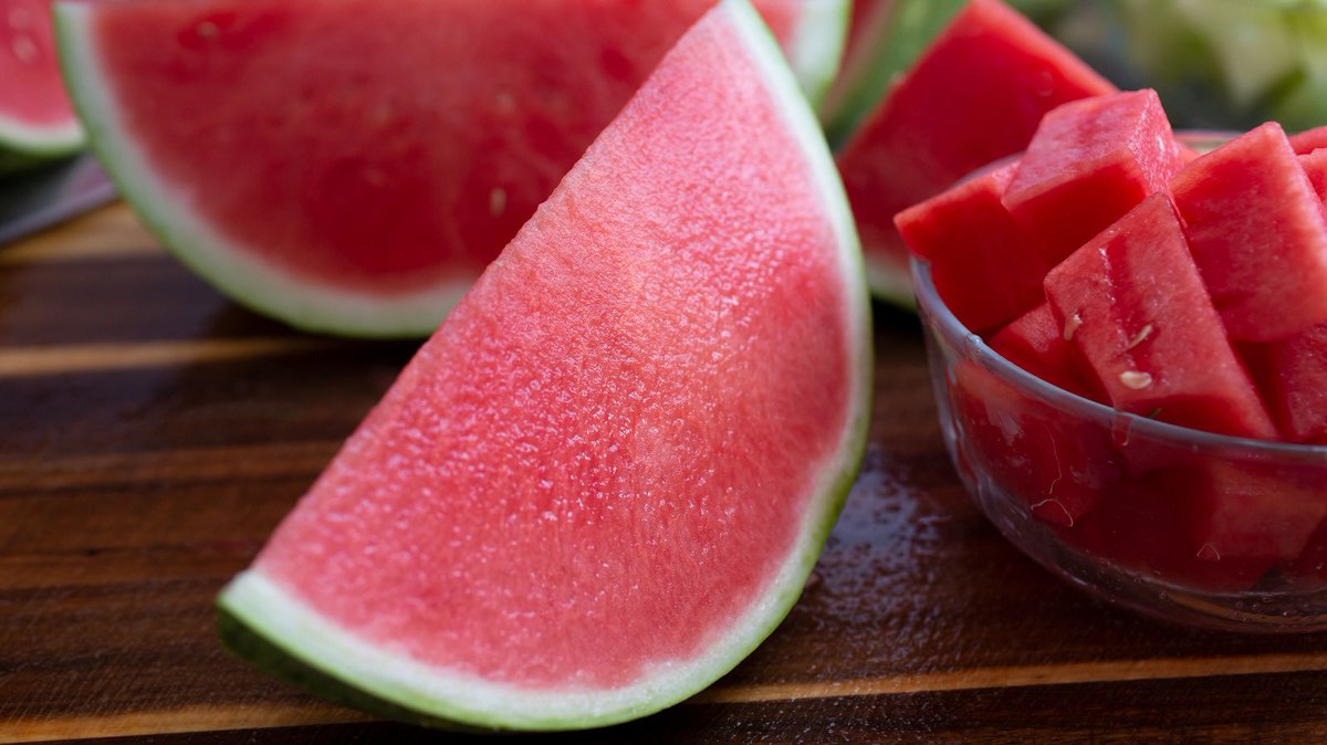 gomezstilldeyy's tweet image. watermelon without seeds.