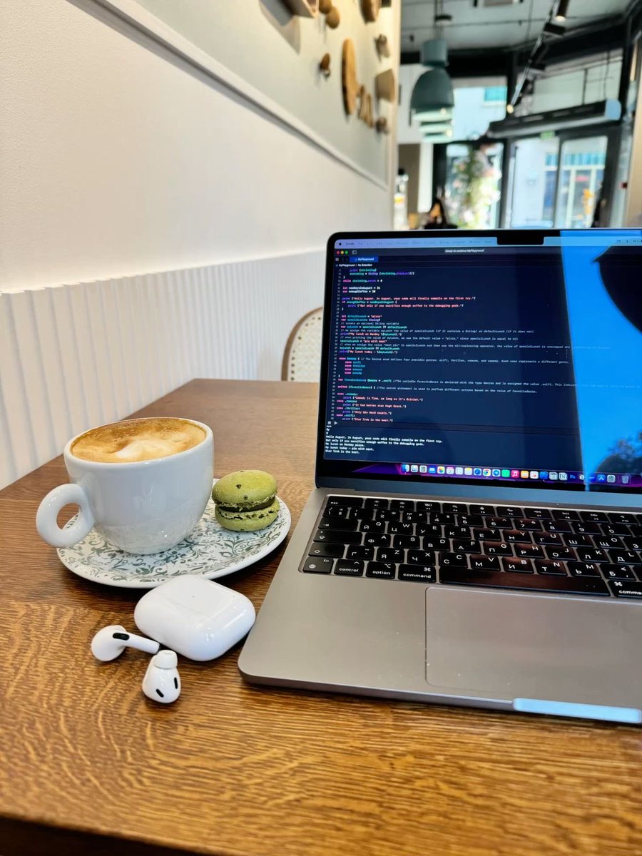 Ansh_twt's tweet image. Minimal Desk #ProofOfFortification #desk #desksetup #coding #programming #大河べらぼう #examtips #SharadRitu #MannKiBaat  #Namjoon #ValmikiJayanthi