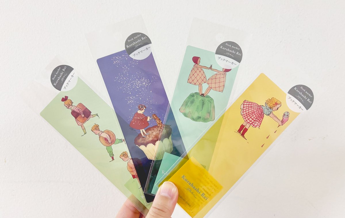 Yomogibooks's tweet image. ただいま原画展にて扱っているくらはしれいさんの雑貨をいくつかオンラインストアに掲載しました。

もう少しラインナップが増えるかもですがよかったら画面越しにお楽しみくださいー

yomogibooks.com/?category_id=6…