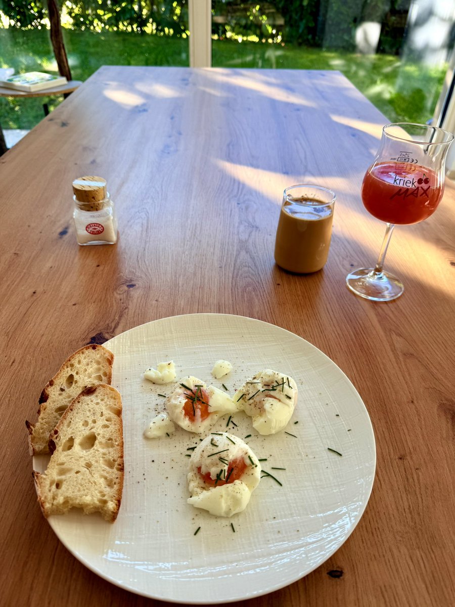 Slow mornings are the real luxury. #feast #postmorningpilates #homemadesourdough #morskicvet #prometabolic #bliss #bioenergy #metabolicsupremacy