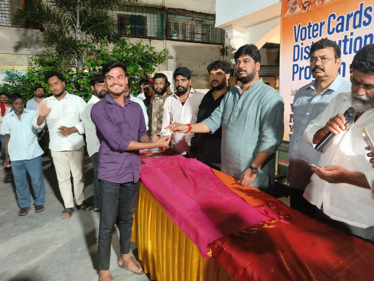 This is what pappu <a href="/RahulGandhi/">Rahul Gandhi</a> is talking about. Congress leaders distributed voter id cards in Telangana state. The real vote chor is samgress.