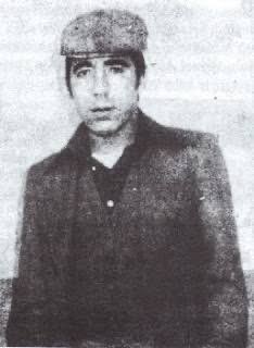 7 Ekim 1980 tarihinde şehadete eren Ülkücü Şehidimiz Mustafa Pehlivanoğlu'nu şehadetinin yıl dönümünde rahmet ve minnetle anıyorum.

Şehidimizin ruhu şad, mekanı cennet olsun.

#MustafaPehlivanoğlu