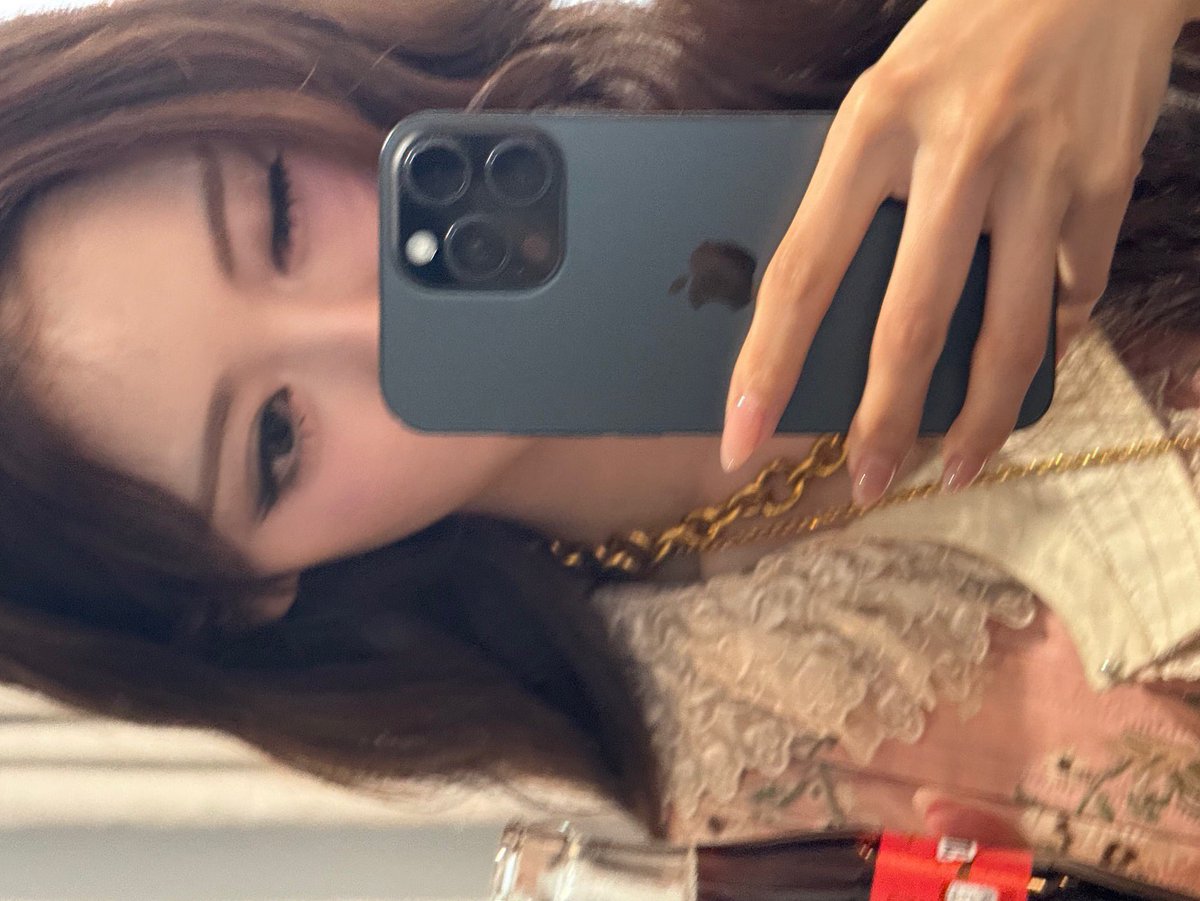 𝙖𝙣𝙣𝙖 𝙧𝙖𝙩𝙚𝙙 tweet media
