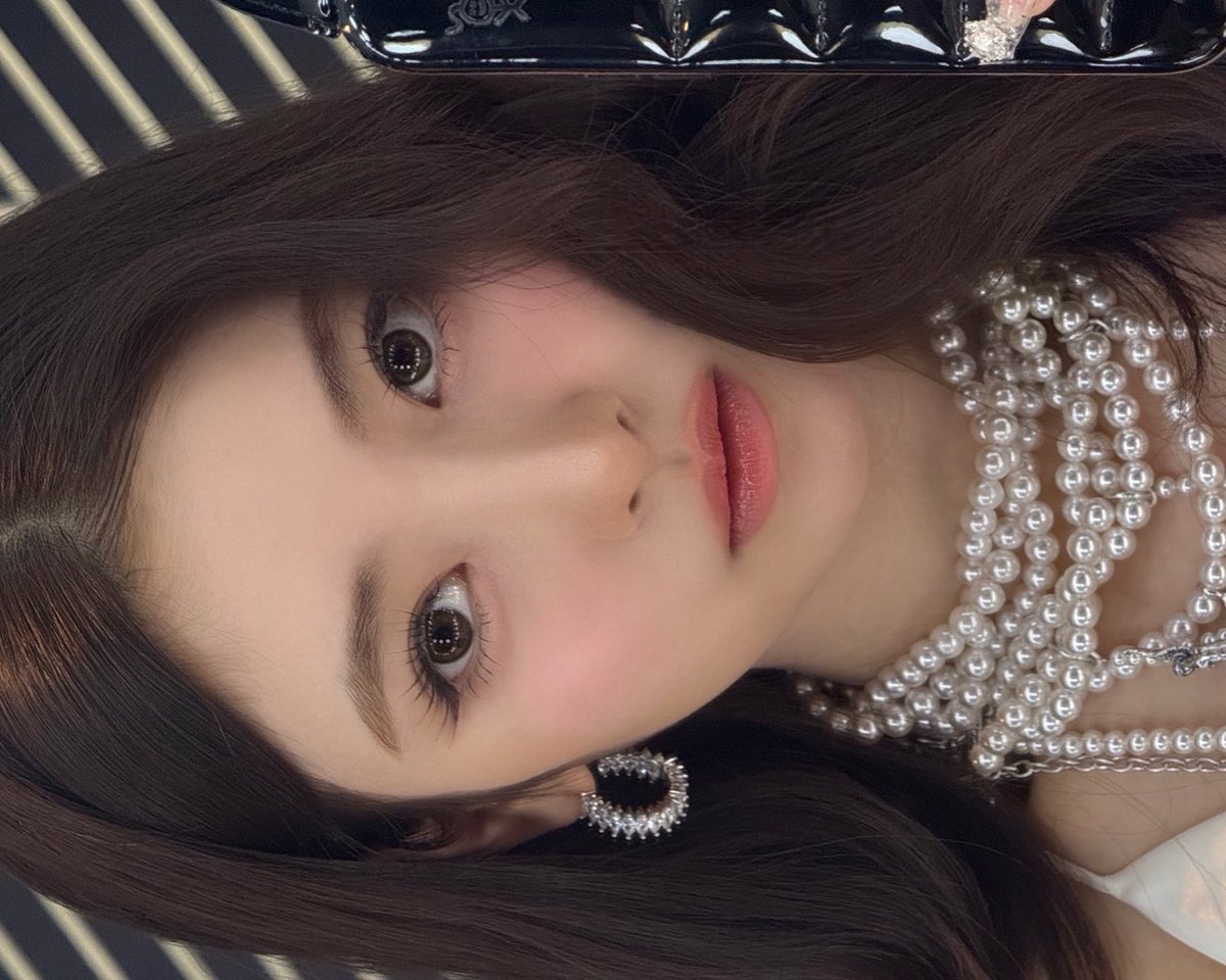 𝙖𝙣𝙣𝙖 𝙧𝙖𝙩𝙚𝙙 tweet media