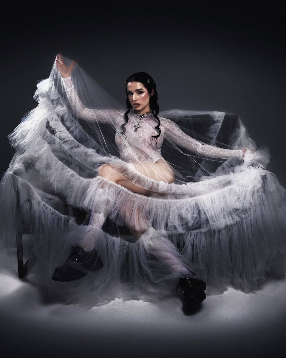 Poppy Images tweet media